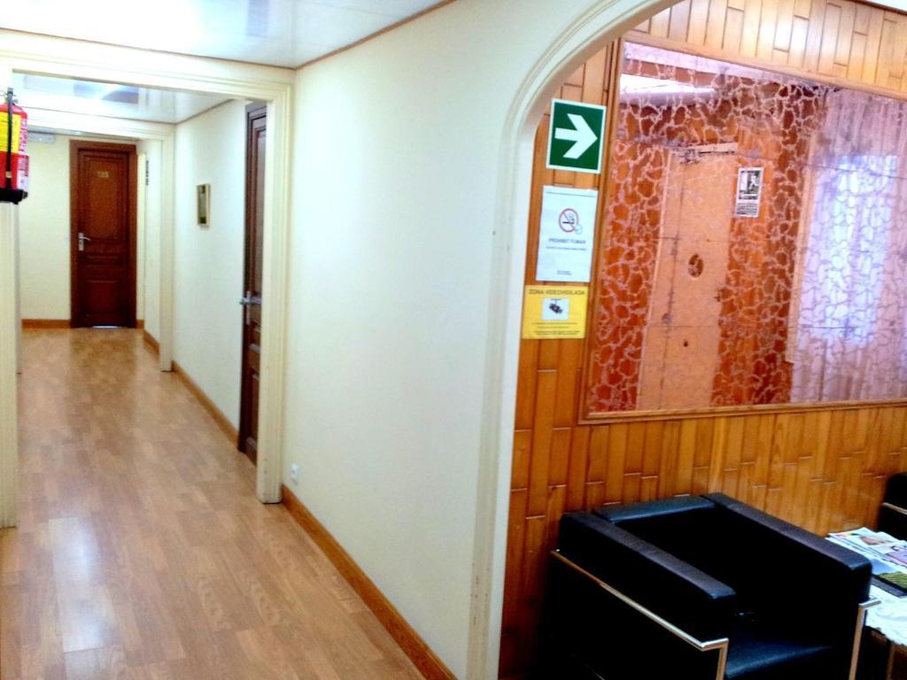 Hotel Toledano Ramblas Barselona Dış mekan fotoğraf